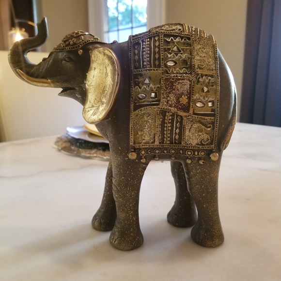 Other - Decorative elephant